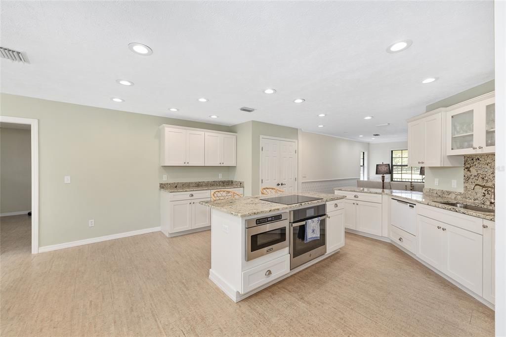 For Sale: $2,650,000 (5 beds, 4 baths, 3454 Square Feet)