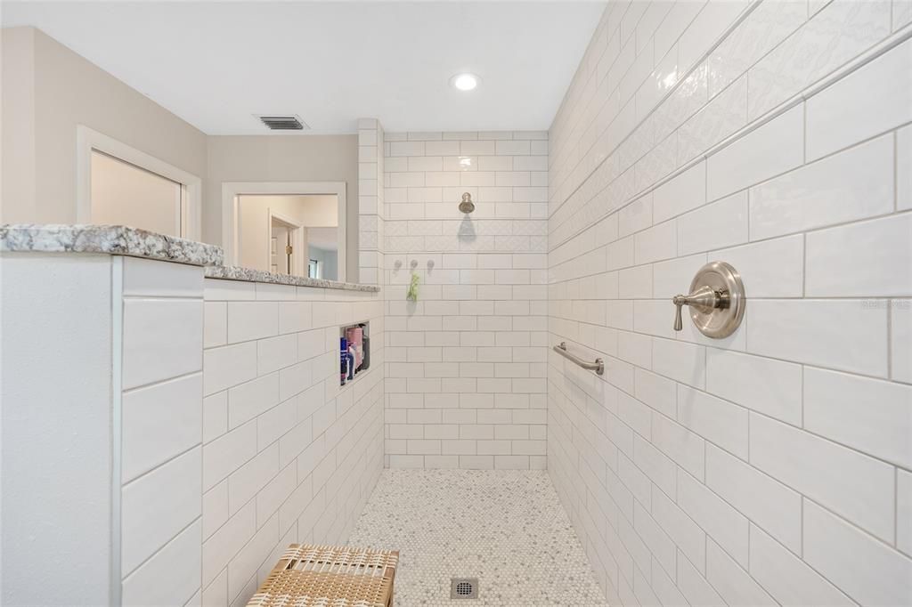 For Sale: $2,650,000 (5 beds, 4 baths, 3454 Square Feet)