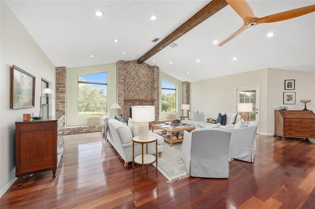 For Sale: $2,650,000 (5 beds, 4 baths, 3454 Square Feet)