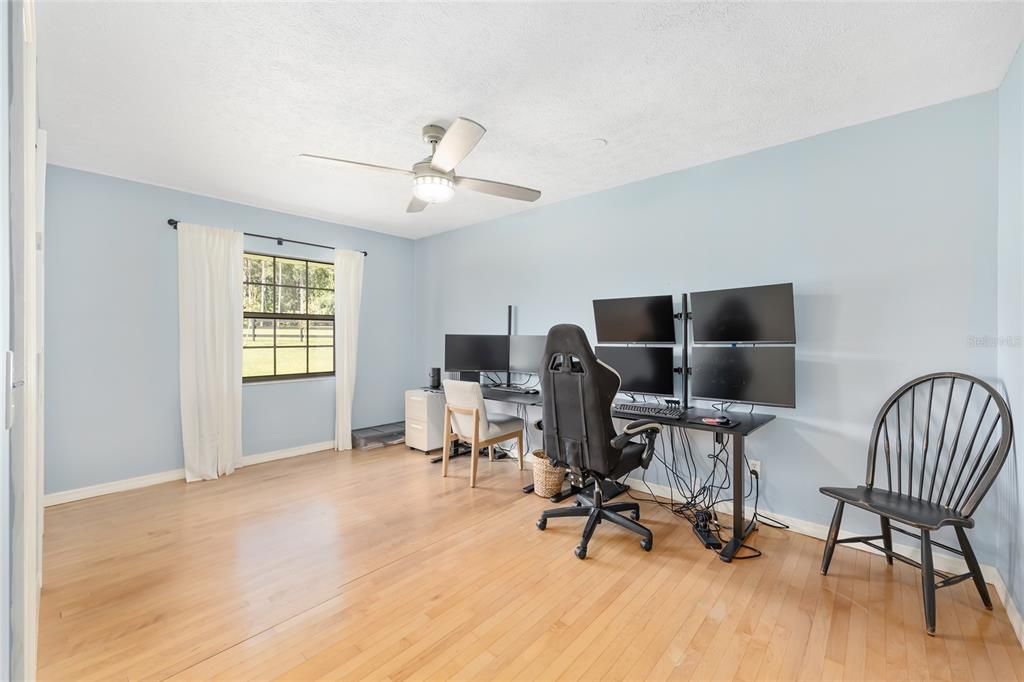 For Sale: $2,650,000 (5 beds, 4 baths, 3454 Square Feet)