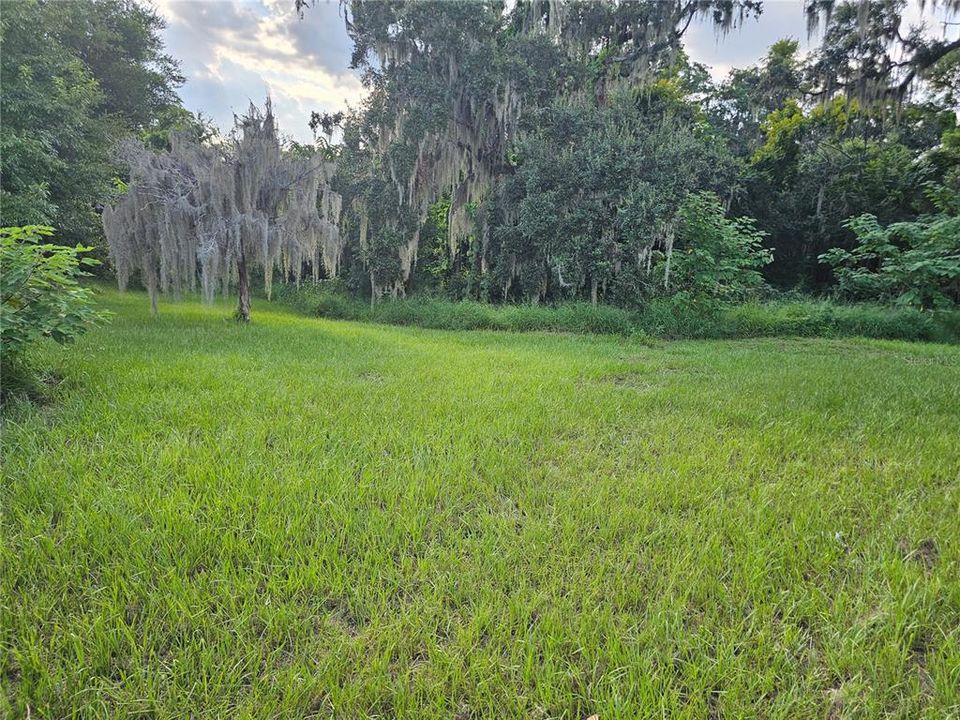 Activo con contrato: $68,267 (0.65 acres)