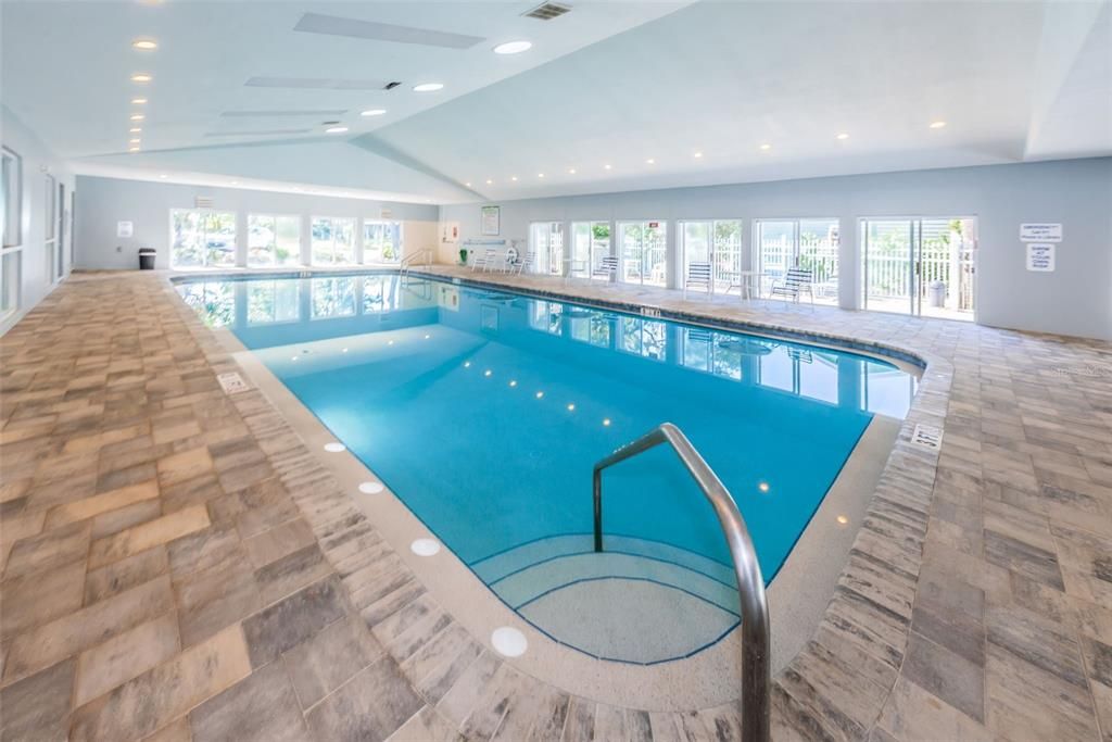 For Sale: $255,000 (2 beds, 2 baths, 1070 Square Feet)