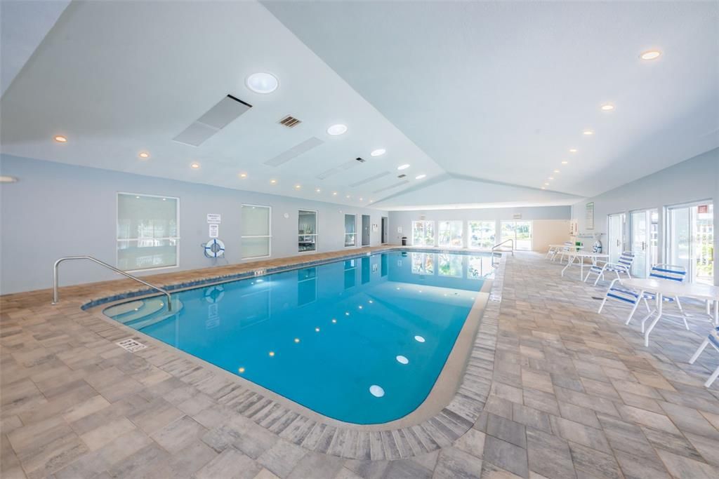 For Sale: $255,000 (2 beds, 2 baths, 1070 Square Feet)