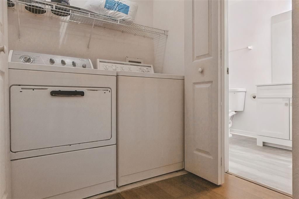 待售: $250,000 (3 贝兹, 2 浴室, 1180 平方英尺)