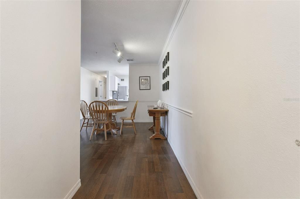 待售: $250,000 (3 贝兹, 2 浴室, 1180 平方英尺)