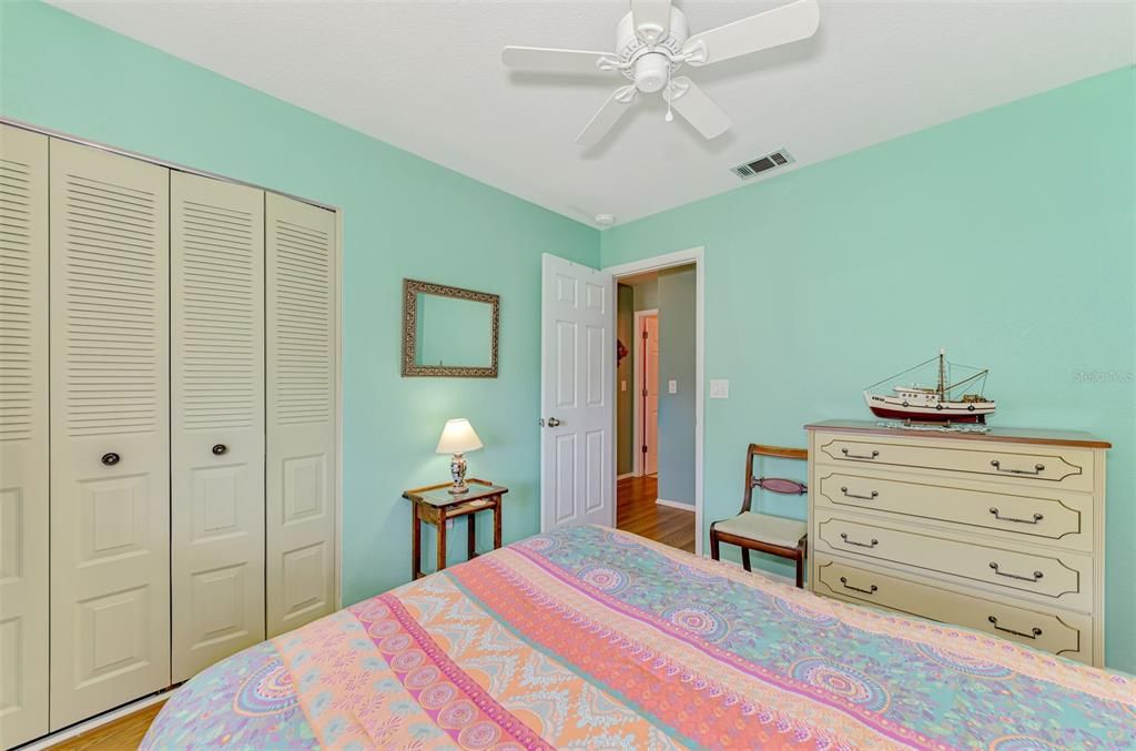 En Venta: $265,000 (3 camas, 2 baños, 1368 Pies cuadrados)