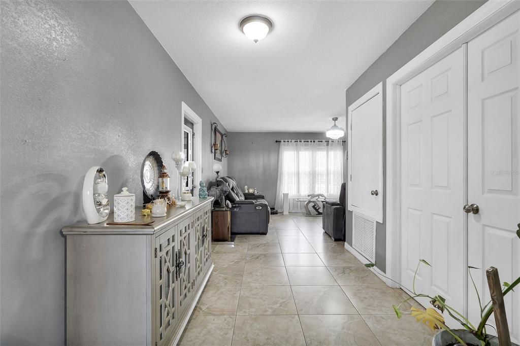 For Sale: $525,000 (5 beds, 4 baths, 2430 Square Feet)