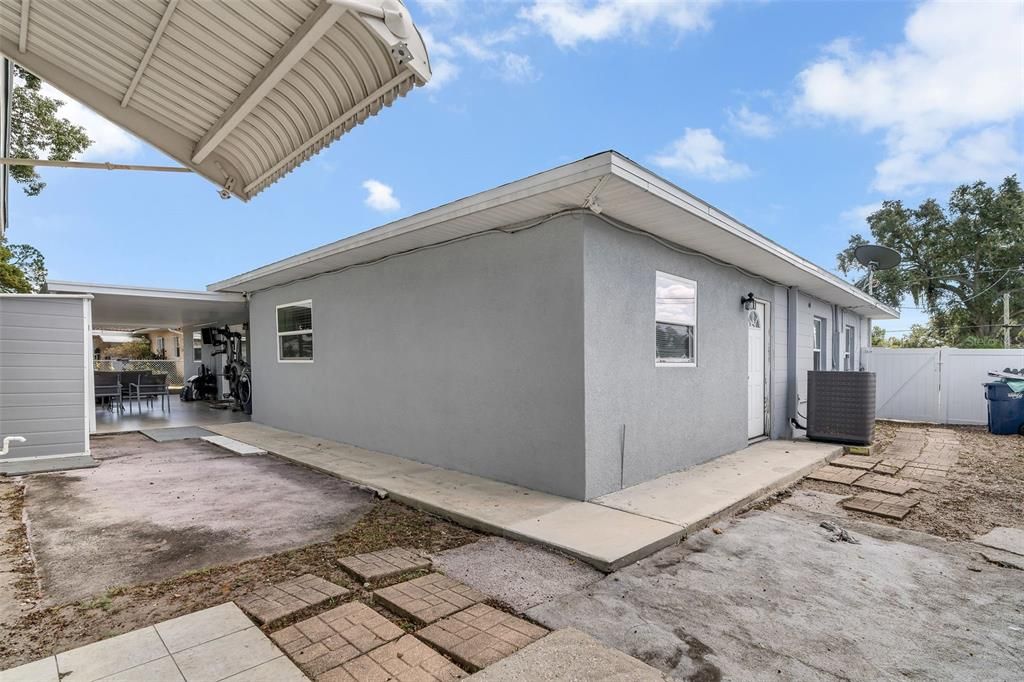 For Sale: $525,000 (5 beds, 4 baths, 2430 Square Feet)