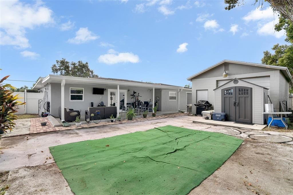 For Sale: $525,000 (5 beds, 4 baths, 2430 Square Feet)