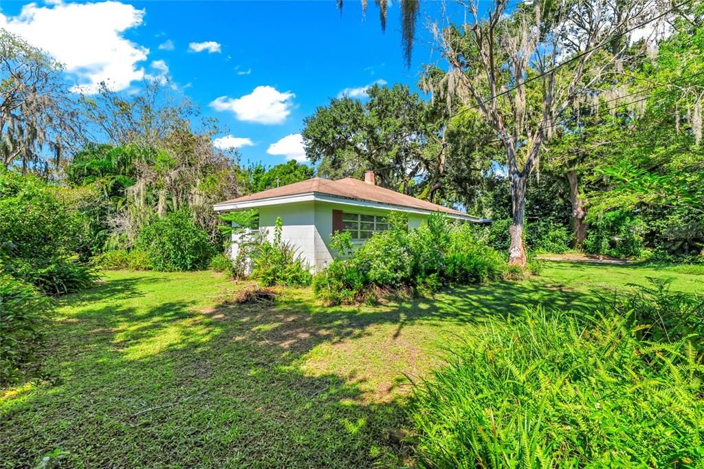 Activo con contrato: $598,000 (3 camas, 2 baños, 1724 Pies cuadrados)