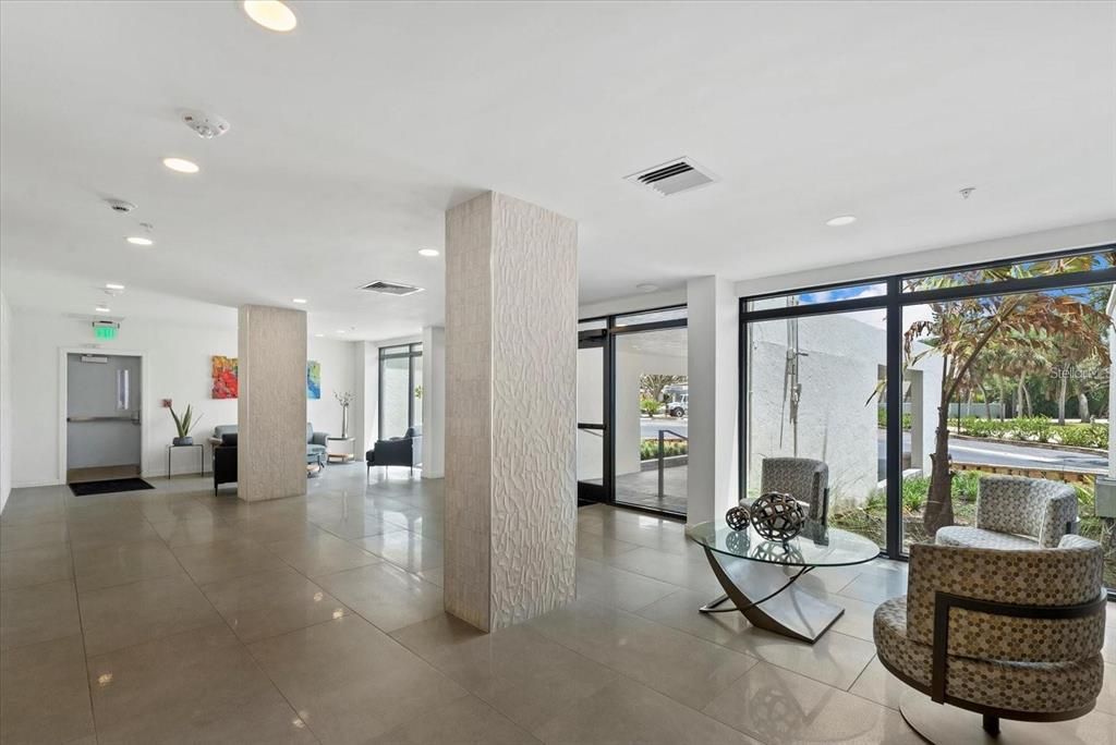 For Sale: $850,000 (2 beds, 2 baths, 1435 Square Feet)