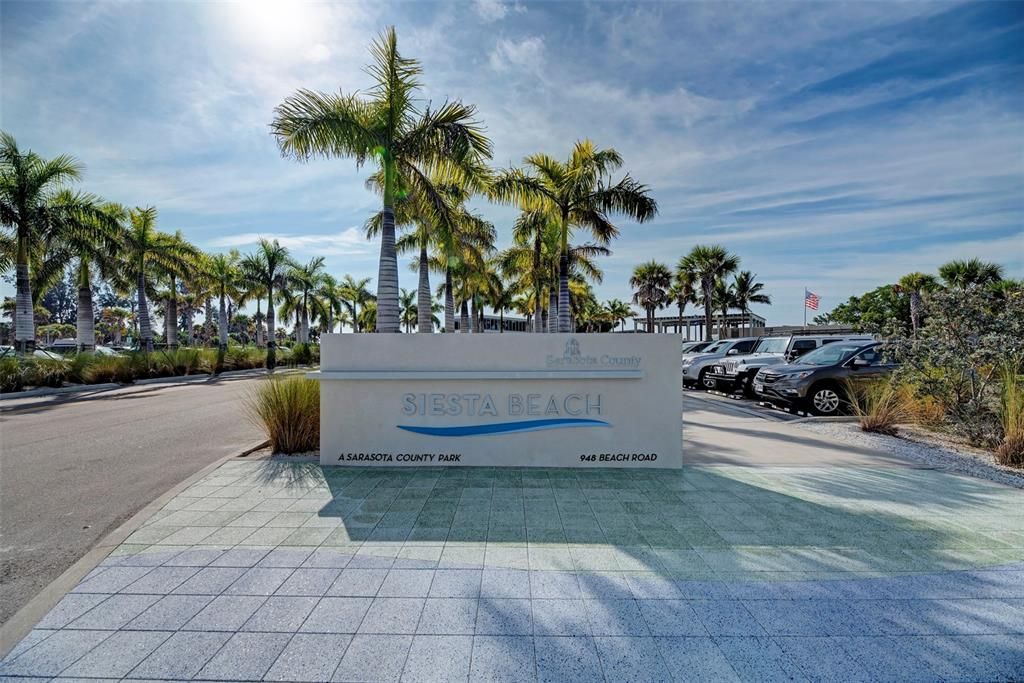 For Sale: $850,000 (2 beds, 2 baths, 1435 Square Feet)