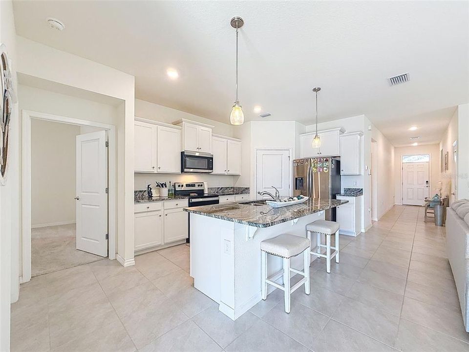 En Venta: $357,900 (3 camas, 2 baños, 1822 Pies cuadrados)