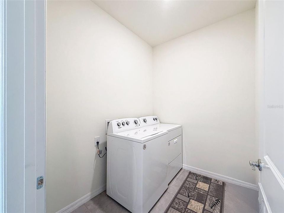 En Venta: $357,900 (3 camas, 2 baños, 1822 Pies cuadrados)