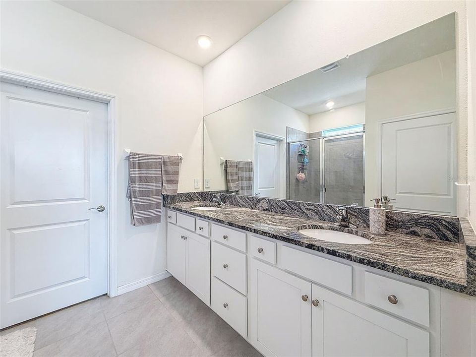 En Venta: $357,900 (3 camas, 2 baños, 1822 Pies cuadrados)