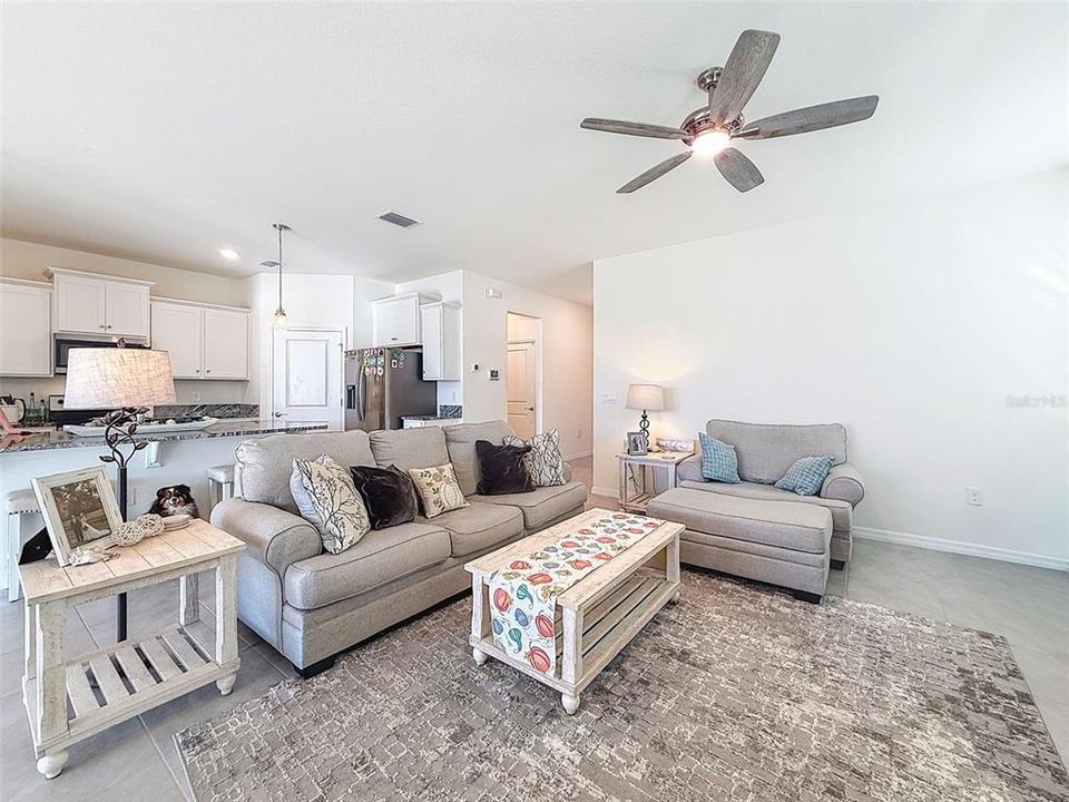 En Venta: $357,900 (3 camas, 2 baños, 1822 Pies cuadrados)