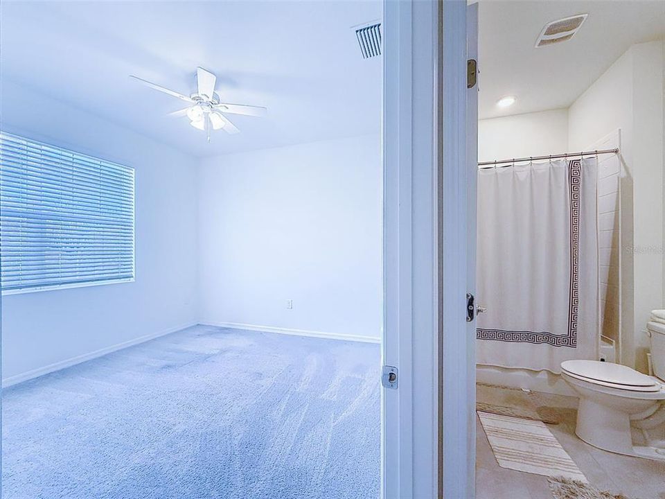 En Venta: $357,900 (3 camas, 2 baños, 1822 Pies cuadrados)