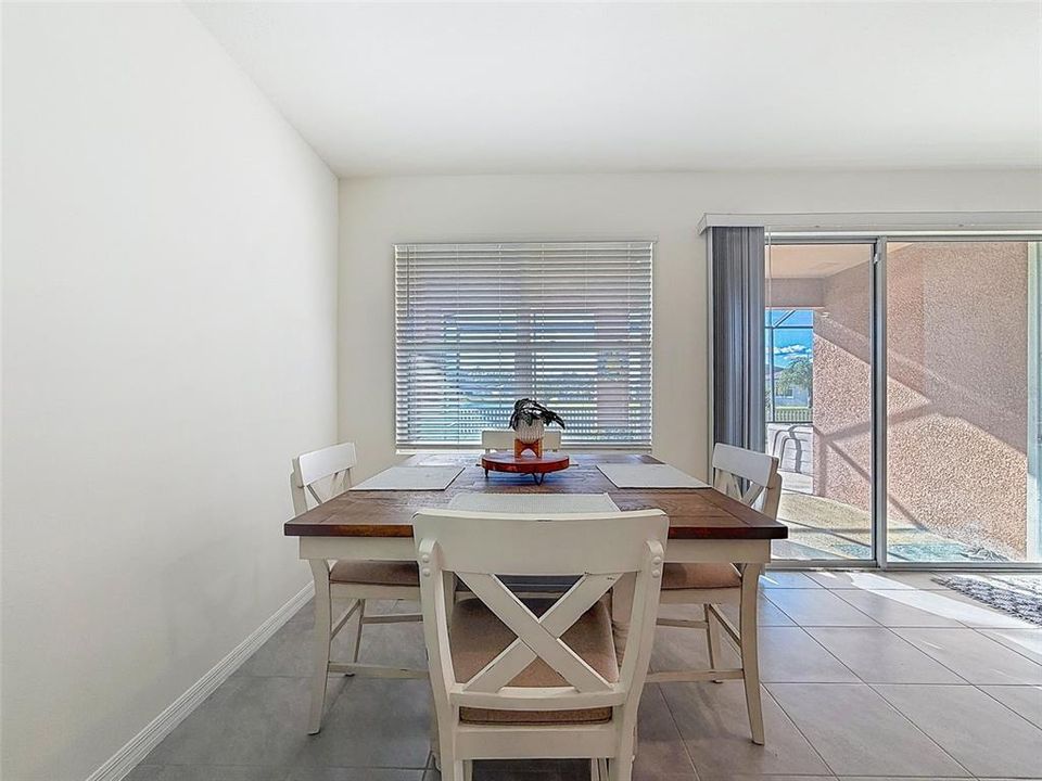 En Venta: $357,900 (3 camas, 2 baños, 1822 Pies cuadrados)