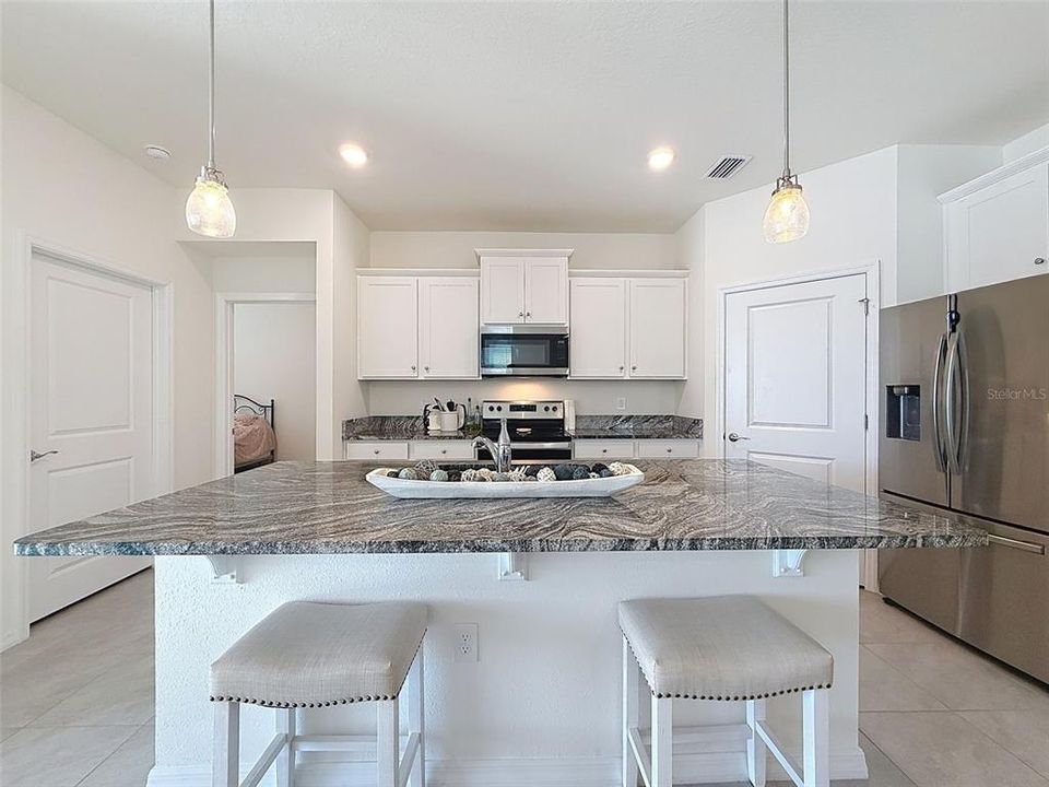 En Venta: $357,900 (3 camas, 2 baños, 1822 Pies cuadrados)