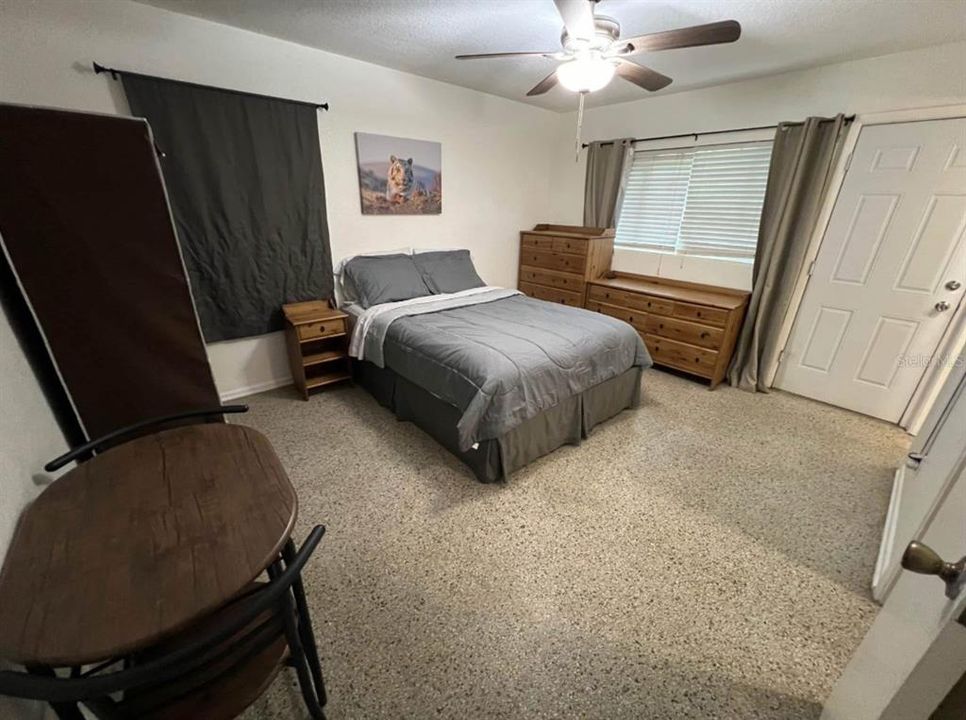 For Sale: $310,000 (3 beds, 2 baths, 1431 Square Feet)