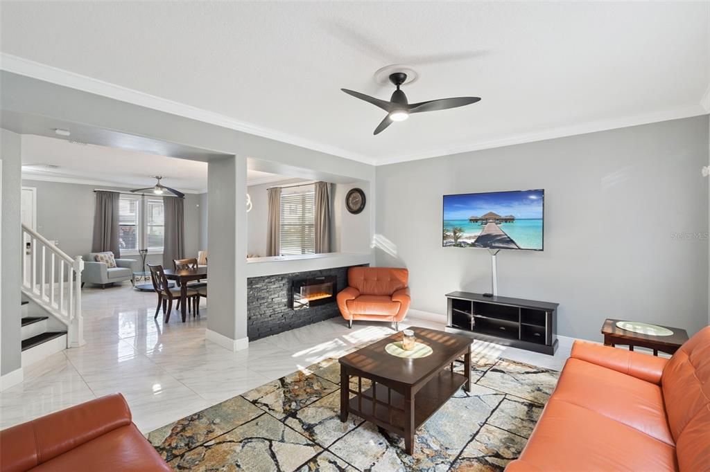 待售: $489,000 (5 贝兹, 2 浴室, 2940 平方英尺)