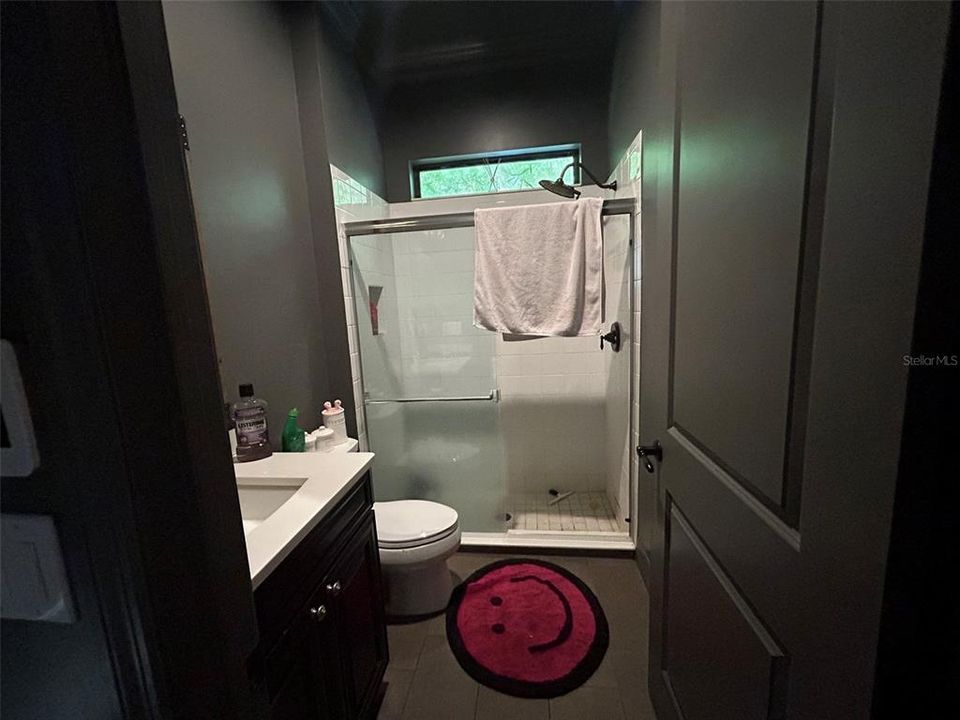 En Venta: $1,000,000 (5 camas, 4 baños, 4467 Pies cuadrados)