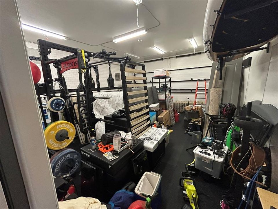 En Venta: $1,000,000 (5 camas, 4 baños, 4467 Pies cuadrados)