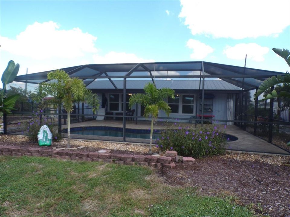 出租: $2,325 (2 贝兹, 2 浴室, 1365 平方英尺)