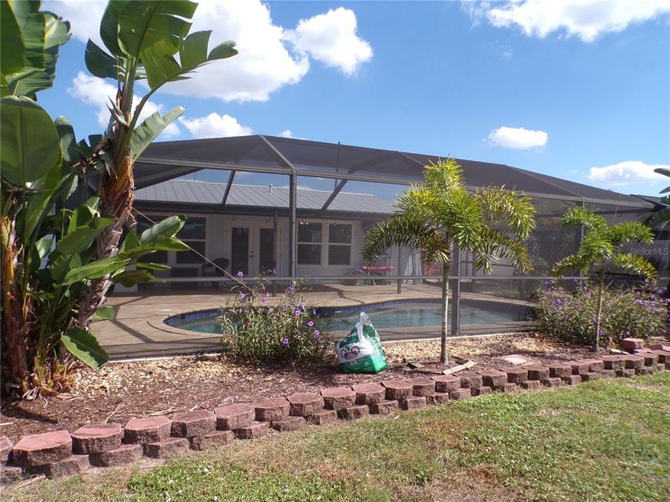 出租: $2,325 (2 贝兹, 2 浴室, 1365 平方英尺)