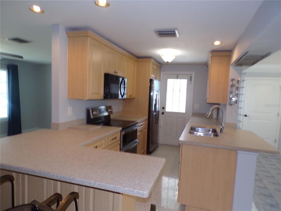 出租: $2,325 (2 贝兹, 2 浴室, 1365 平方英尺)