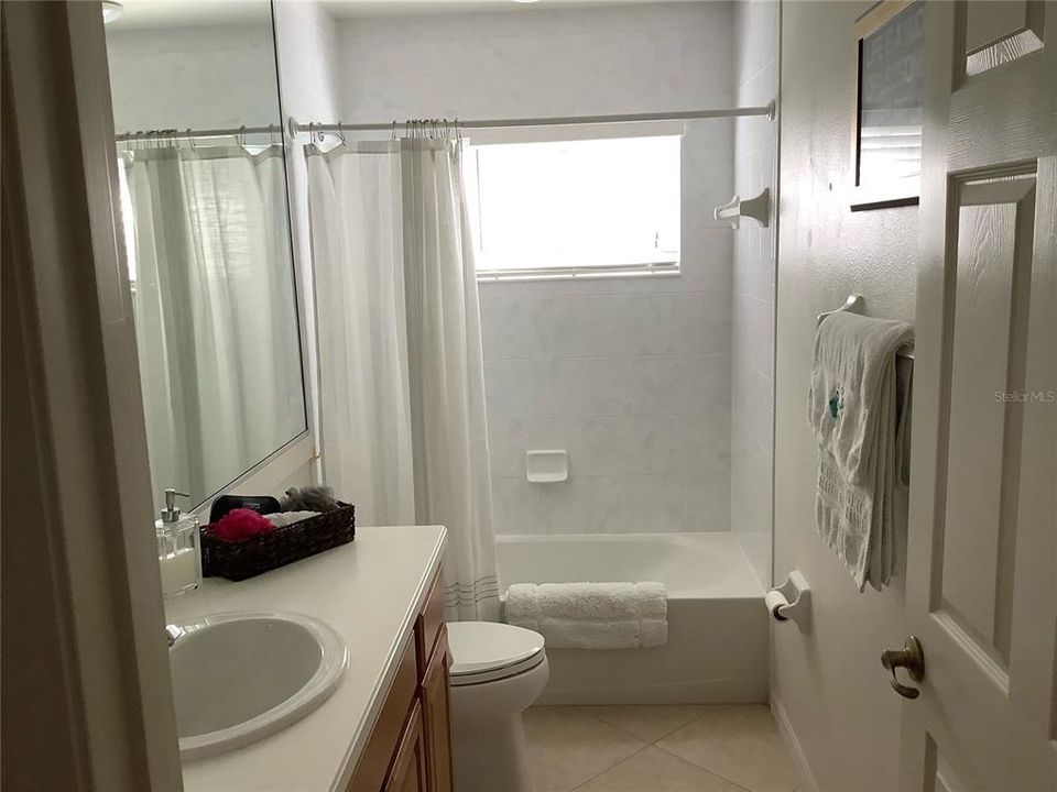 For Rent: $4,195 (4 beds, 3 baths, 3014 Square Feet)