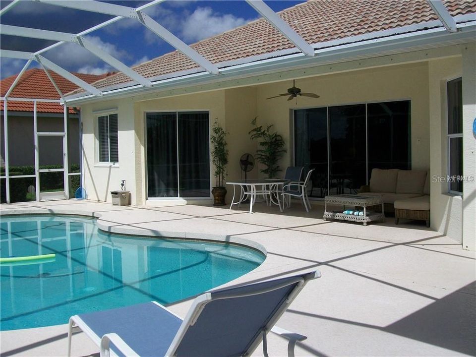 For Rent: $4,195 (4 beds, 3 baths, 3014 Square Feet)