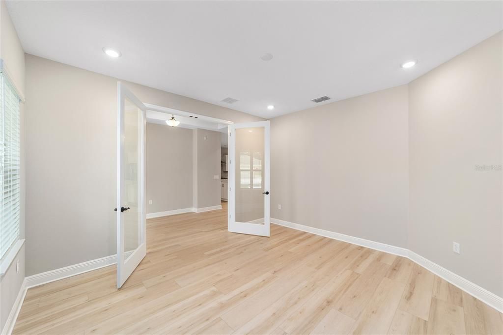 For Sale: $486,000 (3 beds, 3 baths, 2907 Square Feet)