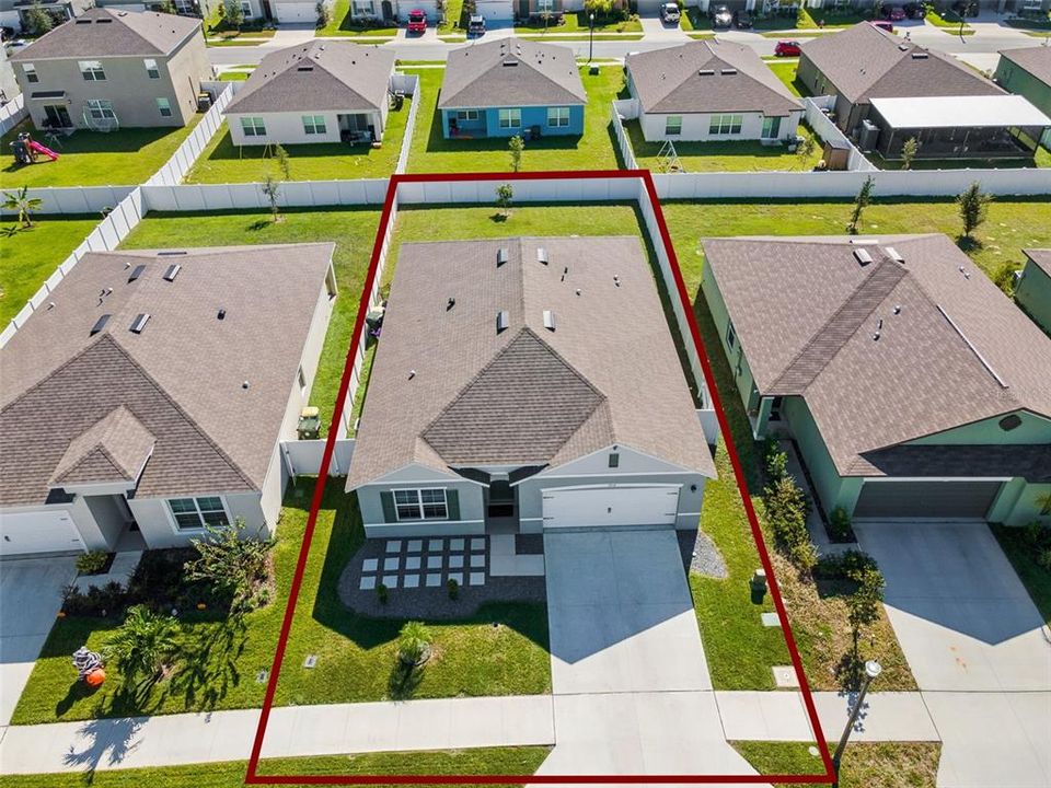 For Sale: $325,000 (4 beds, 2 baths, 1846 Square Feet)