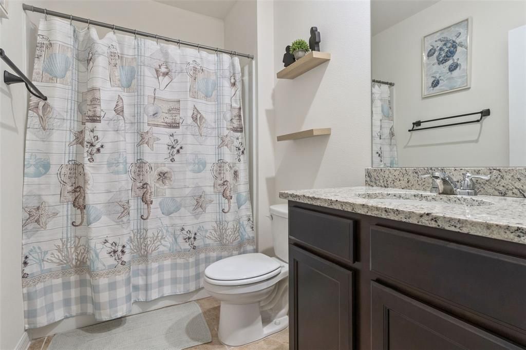 For Sale: $325,000 (4 beds, 2 baths, 1846 Square Feet)