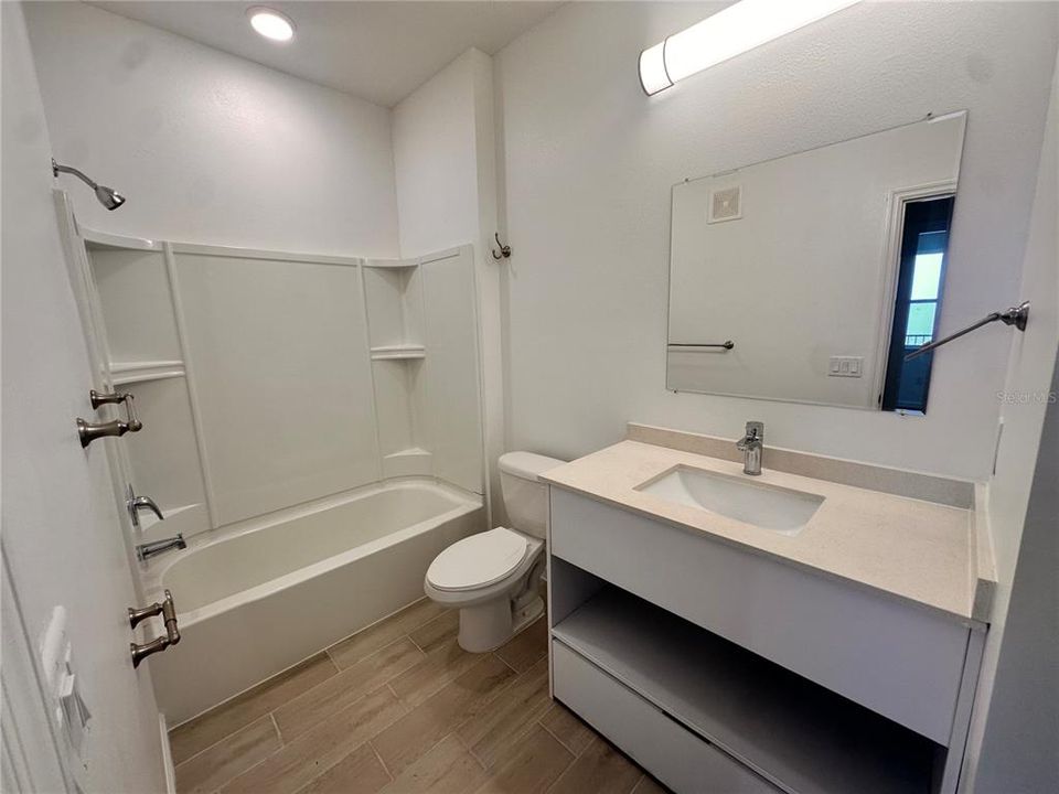 For Rent: $1,750 (2 beds, 2 baths, 1153 Square Feet)