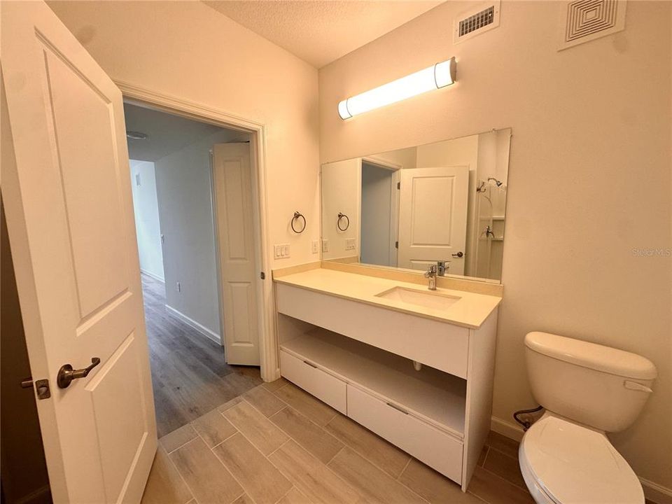 For Rent: $1,750 (2 beds, 2 baths, 1153 Square Feet)