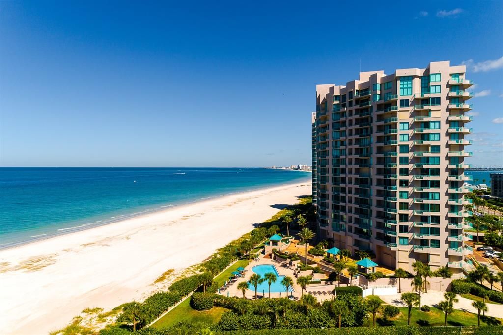 На продажу: $2,100,000 (3 спален, 2 ванн, 2464 Квадратных фут)