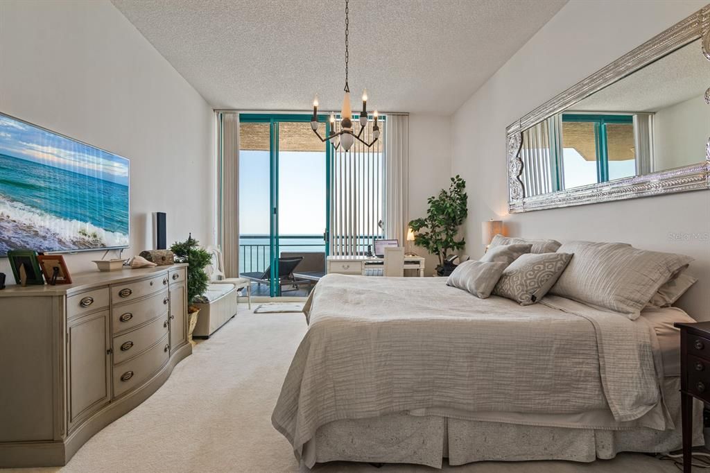 На продажу: $2,100,000 (3 спален, 2 ванн, 2464 Квадратных фут)