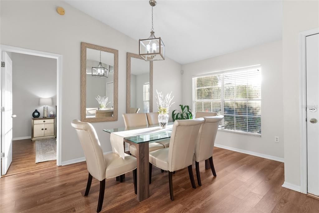 Active With Contract: $375,000 (3 beds, 2 baths, 1610 Square Feet)