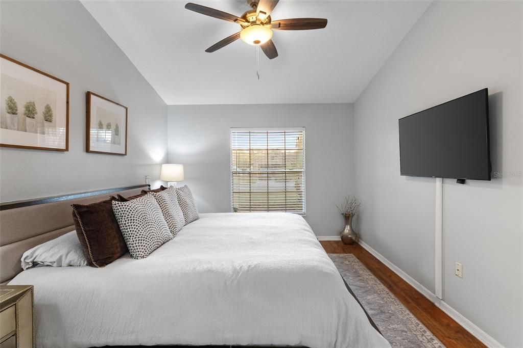 Active With Contract: $375,000 (3 beds, 2 baths, 1610 Square Feet)