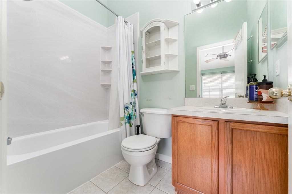 待售: $230,000 (3 贝兹, 2 浴室, 1506 平方英尺)