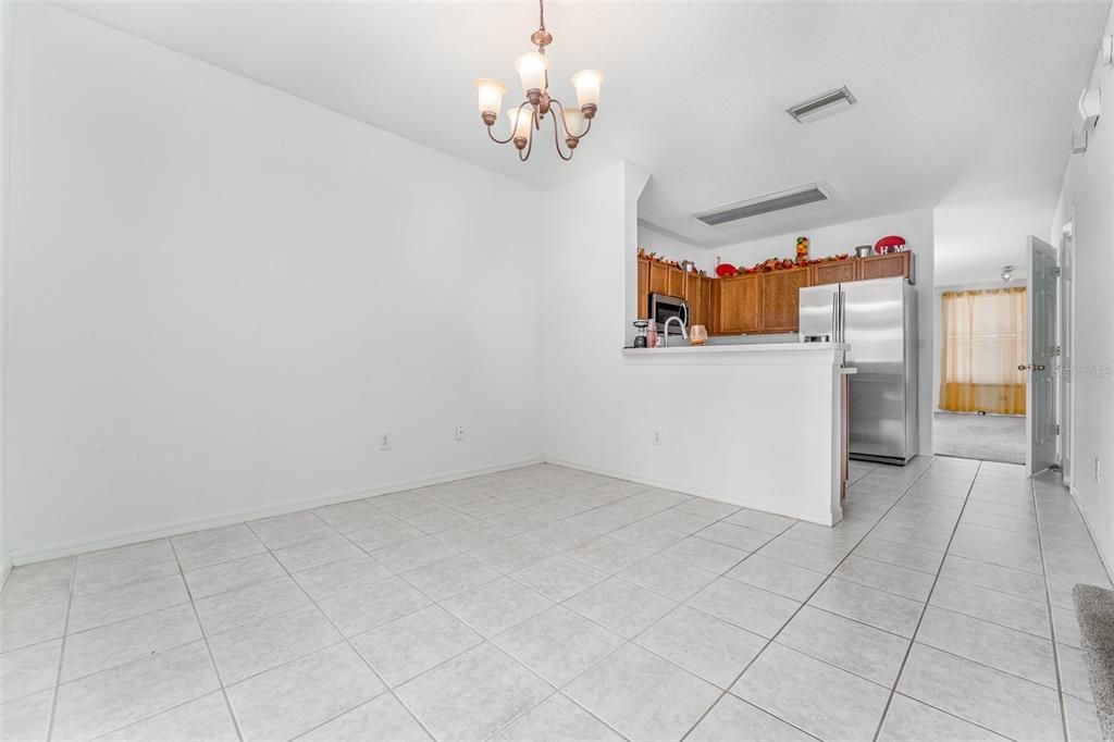 待售: $230,000 (3 贝兹, 2 浴室, 1506 平方英尺)