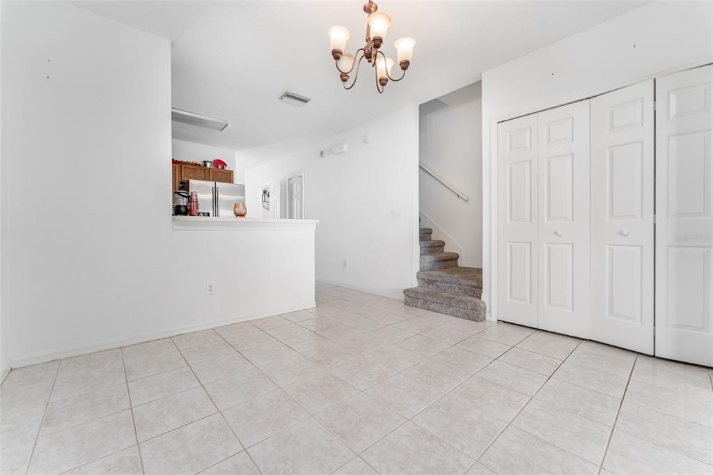 待售: $230,000 (3 贝兹, 2 浴室, 1506 平方英尺)