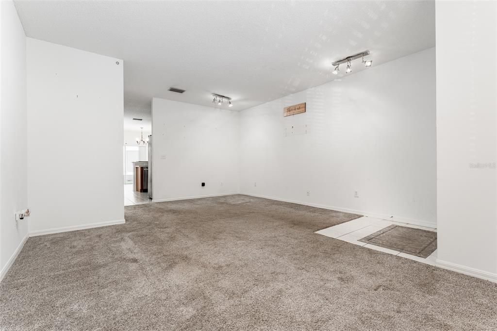 待售: $230,000 (3 贝兹, 2 浴室, 1506 平方英尺)