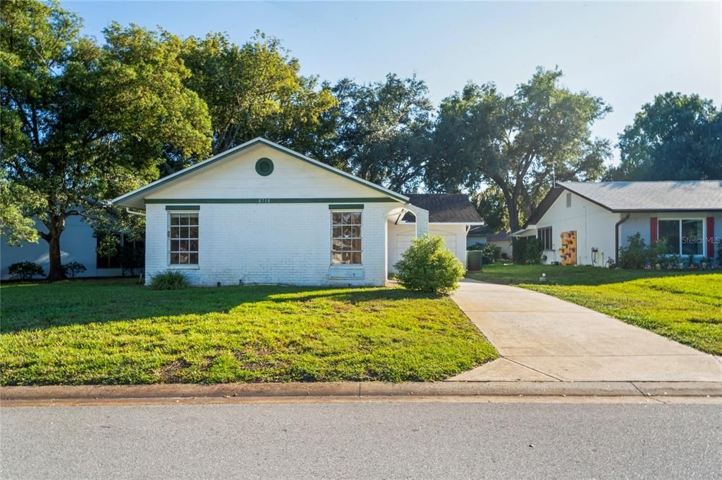 待售: $178,000 (2 贝兹, 2 浴室, 1218 平方英尺)