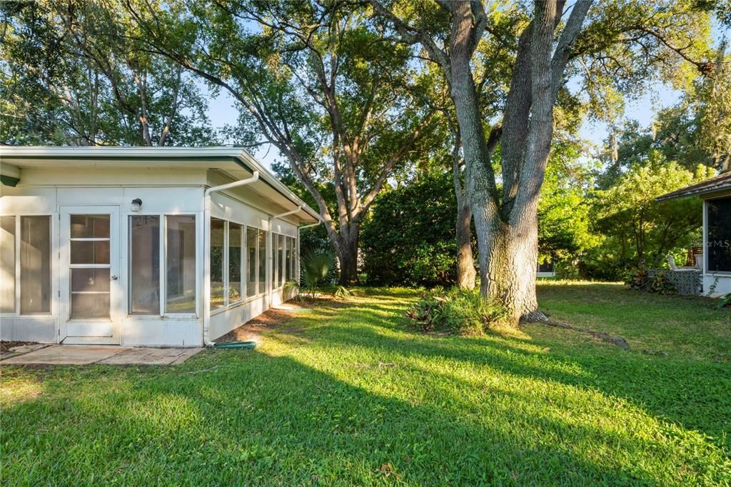 待售: $178,000 (2 贝兹, 2 浴室, 1218 平方英尺)