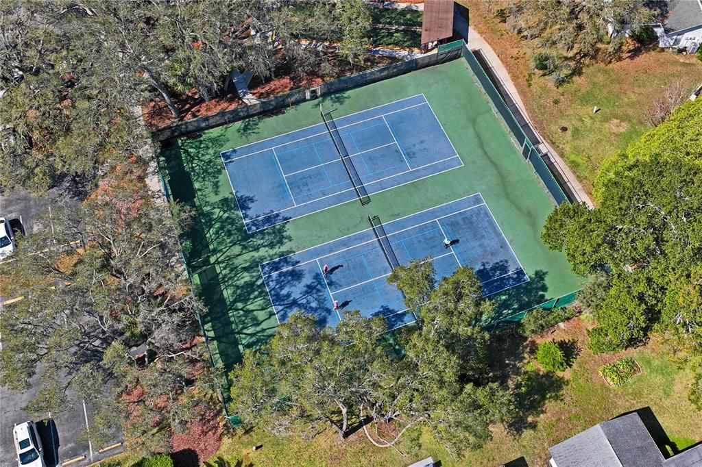 待售: $178,000 (2 贝兹, 2 浴室, 1218 平方英尺)