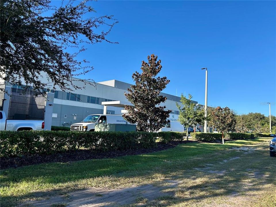 For Sale: $1,000,000 (4.27 acres)