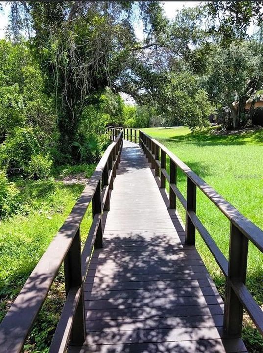 待售: $165,000 (2 贝兹, 1 浴室, 853 平方英尺)